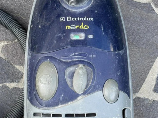 vysavac-electrolux-mondo