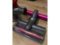 predam-tycovy-vysavac-dyson-dc62-small-1