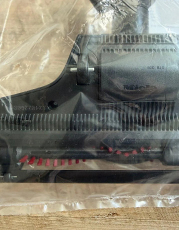 miele-turboteq-stb-305-3-nova-kefa-na-vysavac-big-2