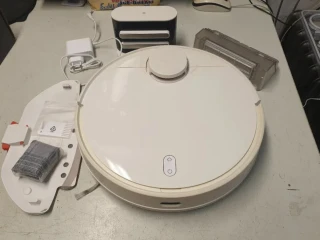 xiaomi-robot-na-diely
