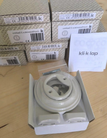 retro-vypinace-klip-klap-biele-big-2