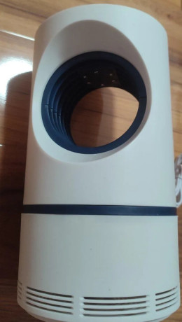 uv-lampa-proti-komarom-big-1