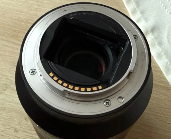 sony-fe-24-70-mm-f4-za-oss-vario-tessar-t-carl-zeiss-big-2