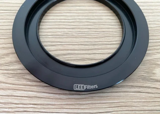 lee-filters-adaptacny-kruzok-67mm-sirokouhlydoprava-zdama-big-2