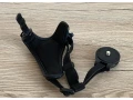 fujifilm-gb-001-popruh-remienok-na-zapastie-ako-novy-small-3