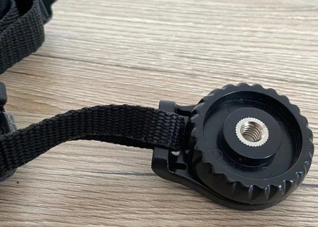 fujifilm-gb-001-popruh-remienok-na-zapastie-ako-novy-big-4