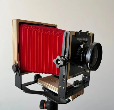 intrepid-4x5-lahky-kompaktny-field-fotoaparat-big-3