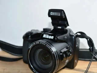nikon-b500-40x-zoom
