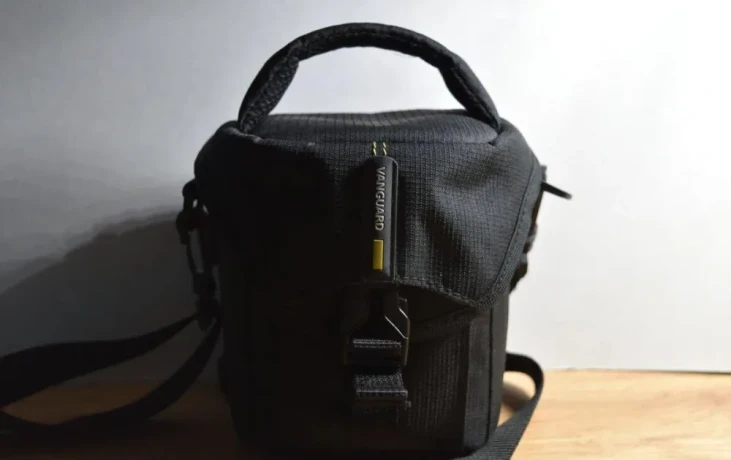 nikon-b500-40x-zoom-big-3