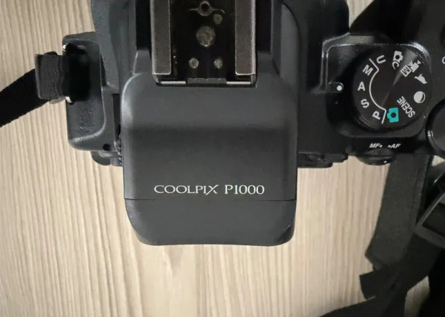 nicon-coolpix-p1000-big-2