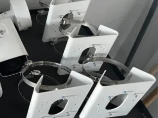 drziak-na-stlp-pre-bezpecnostne-cctv-kamery