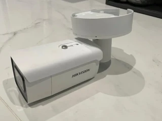 hikvision-ds-2cd2645fwd-izs-28-12mm