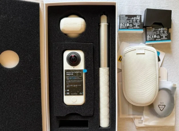 insta360-x4-air-starter-bundle-2x-baterka-nova-big-1