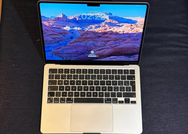 macbook-air-m2-big-2