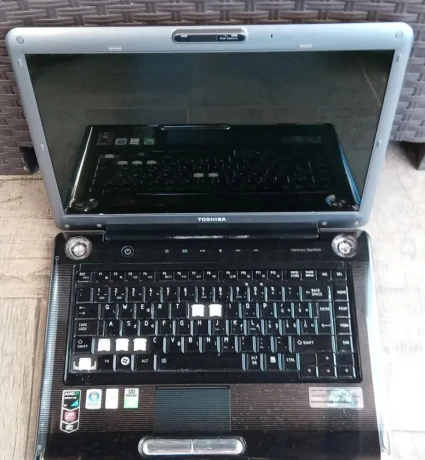 2x-toshiba-satellite-na-diely-big-2