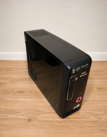 stolny-pocitac-gmc-flexio-amd-athlon-64-x2-4-gb-ram-big-0