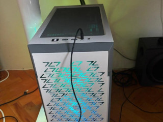 herny-pc-i9-11900-rtx-3070-8gb-32gb-ram-1tb-nvme-rgb