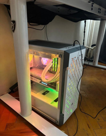 herny-pc-i9-11900-rtx-3070-8gb-32gb-ram-1tb-nvme-rgb-big-1