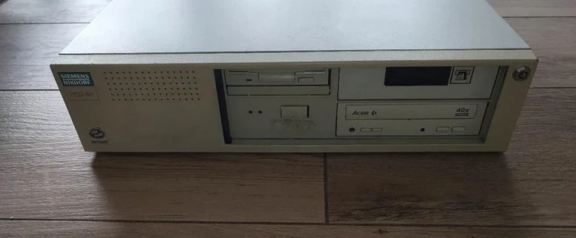 retro-pc-siemens-nixdorf-pcd-4h-vhodne-pre-zberatela-big-0
