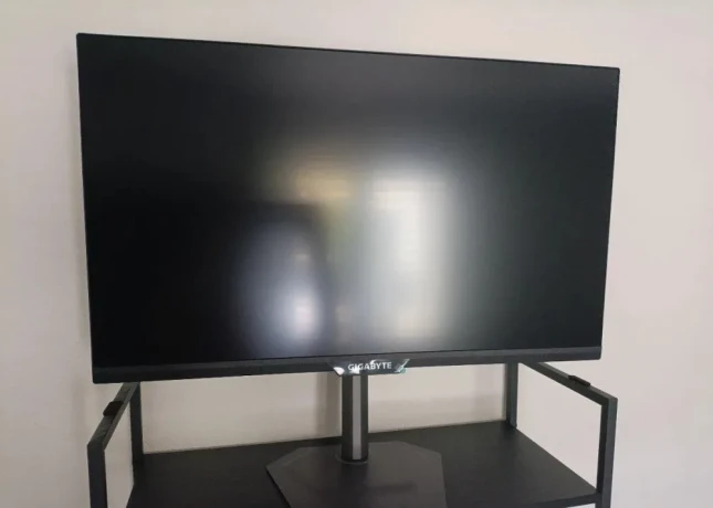 gigabyte-m27up-27-4k-160hz-ips-big-0