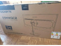 34-gigabyte-g34wqc2-small-3