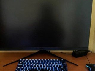 monitor-klavesnica-a-mys