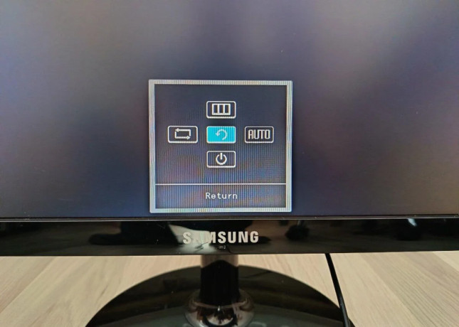 predam-24-monitor-samsung-sc24c350h-big-4
