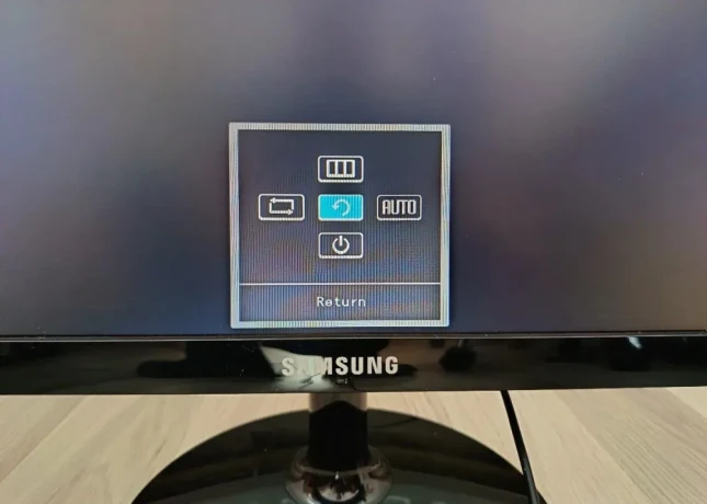 predam-24-monitor-samsung-sc24c350h-big-4