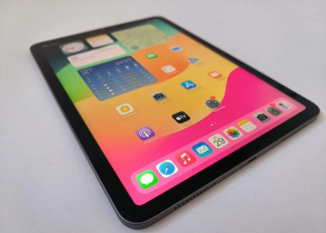 apple-ipad-air-5-64gb-space-grey-big-3