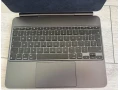apple-magic-keyboard-pre-ipad-pro-13-m5-eng-cierna-small-1