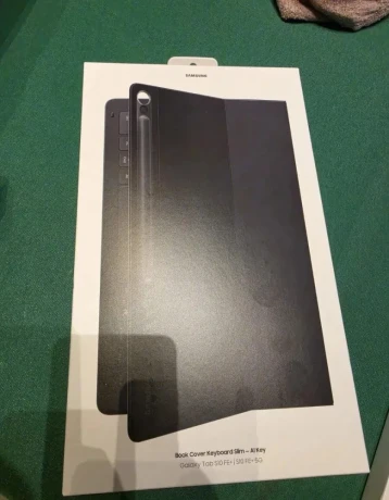 samsung-galaxy-tab-s10-fe-plus-5g-256gb-keyboard-cover-n-big-2