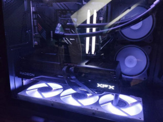 xfx-swift-amd-radeon-rx-9070-xt-16g
