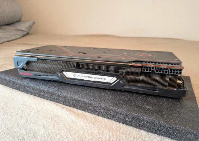 predam-phantom-gaming-rx-6800-xt-16gb-big-2