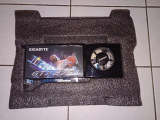 gigabyte-geforce-gtx-275-896mb-ddr3-pcie-x16-sli-448bit