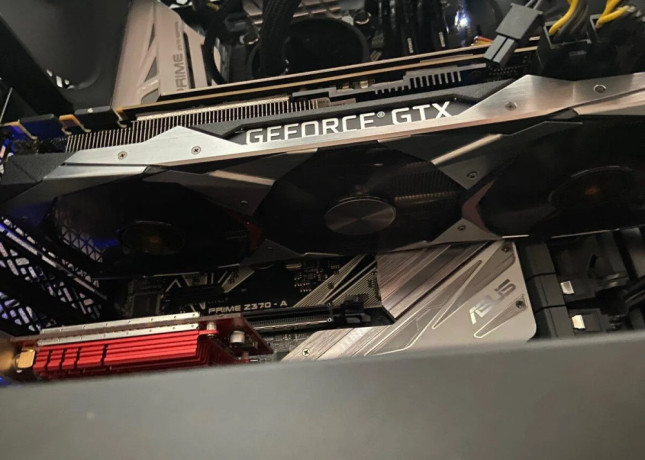 predam-graficku-kartu-gtx1080-ti-big-1