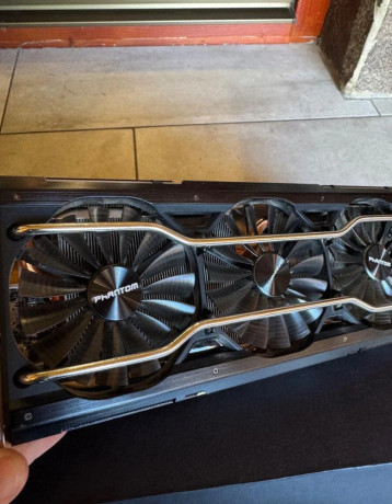 geforce-rtx-2080-super-phantom-glh-8-gb-big-1