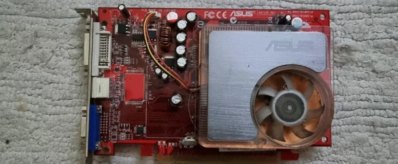 stare-graficke-karty-agp-a-pcie-retro-big-0