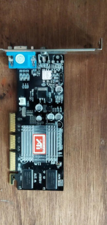 radeon-9200se-64mb-big-0