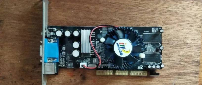 inno3d-nvidia-geforce-fx5200-64bit-128mb-agp8-big-0