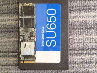 adata-ultimate-su650-1-tb-xpg-spectrix-s40g-rgb-ssd-512gb