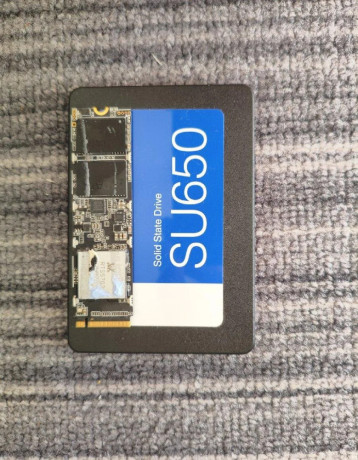 adata-ultimate-su650-1-tb-xpg-spectrix-s40g-rgb-ssd-512gb-big-0