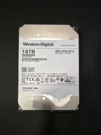 hdd-western-digital-16-tb-big-0