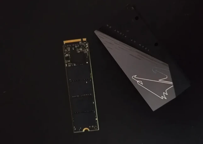 crucial-p2-2tb-nvme-big-1