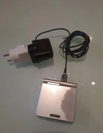 gameboy-advance-sp-big-4