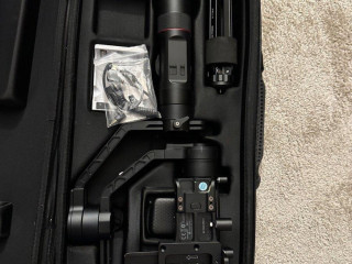 zhiyun-crane-2-kamerovy-stabilizator-do-32-kg