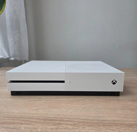 xbox-one-s-1tb-big-3