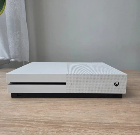 xbox-one-s-1tb-big-3