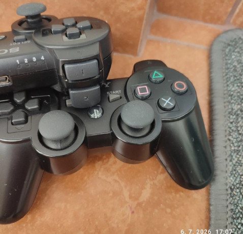 ovladac-pre-playstation-3-big-2