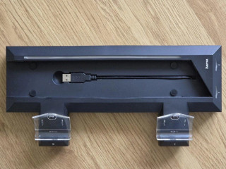 stojan-na-playstation-4-fat