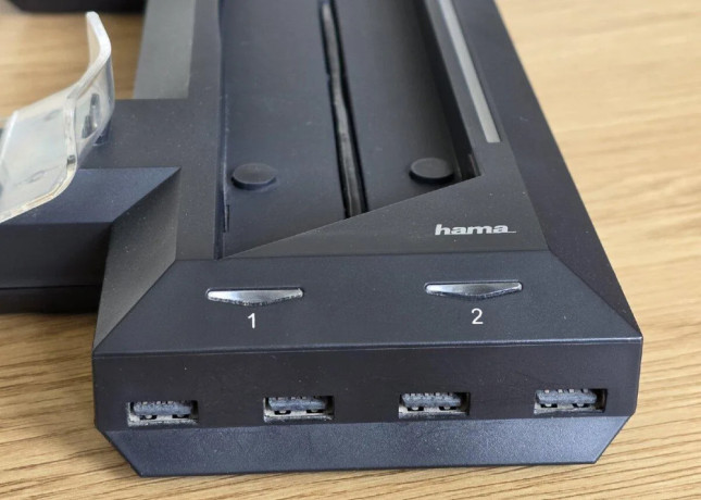 stojan-na-playstation-4-fat-big-2